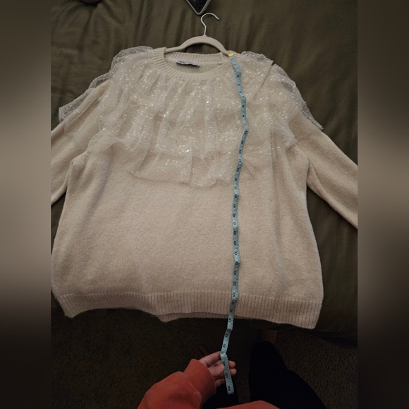 Zara Oversized Sweater with Ruffles Sequins in Cream White Size US Large - Picture 14 of 14